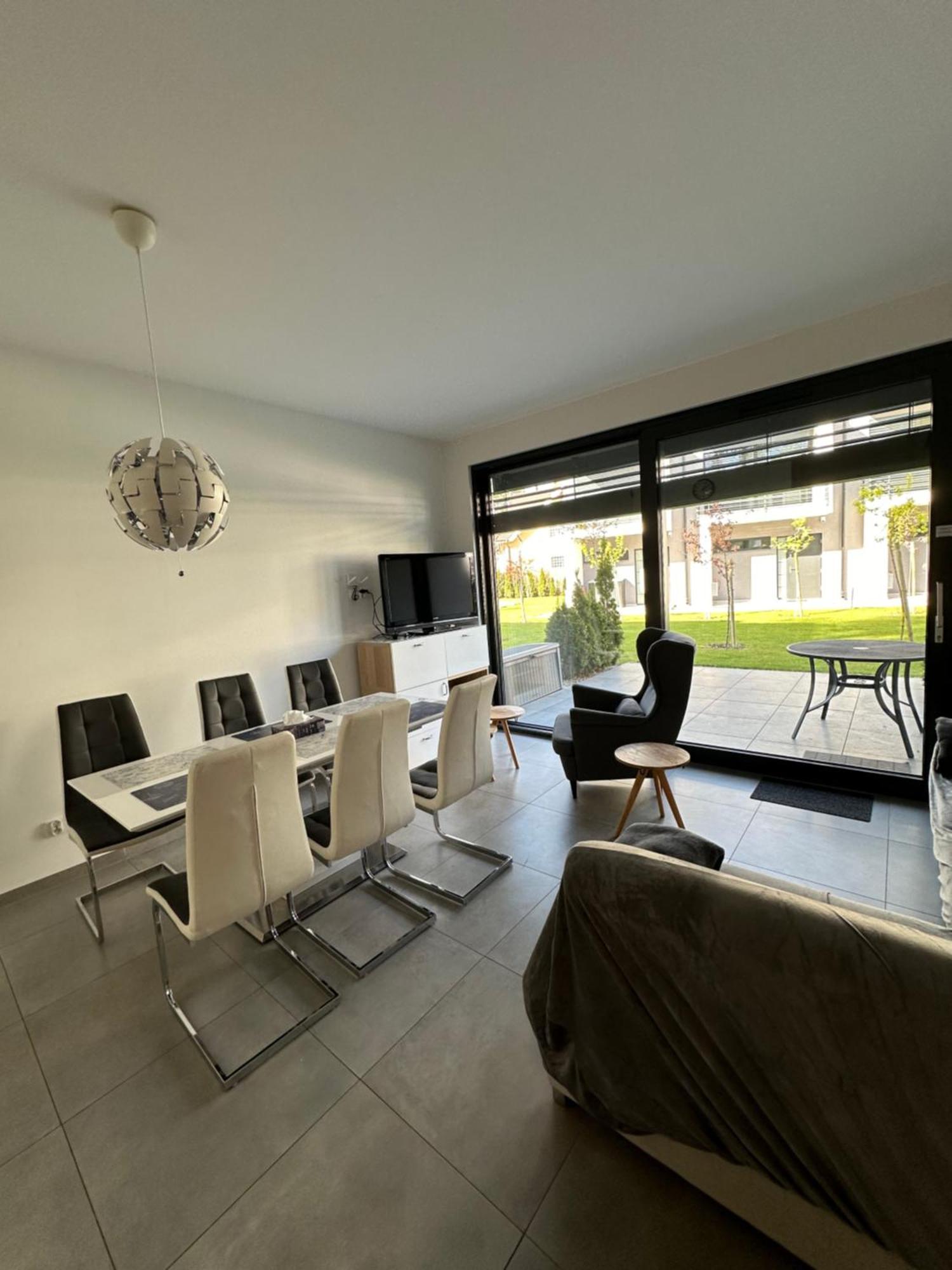 Apartment Jodlowa 10a *
